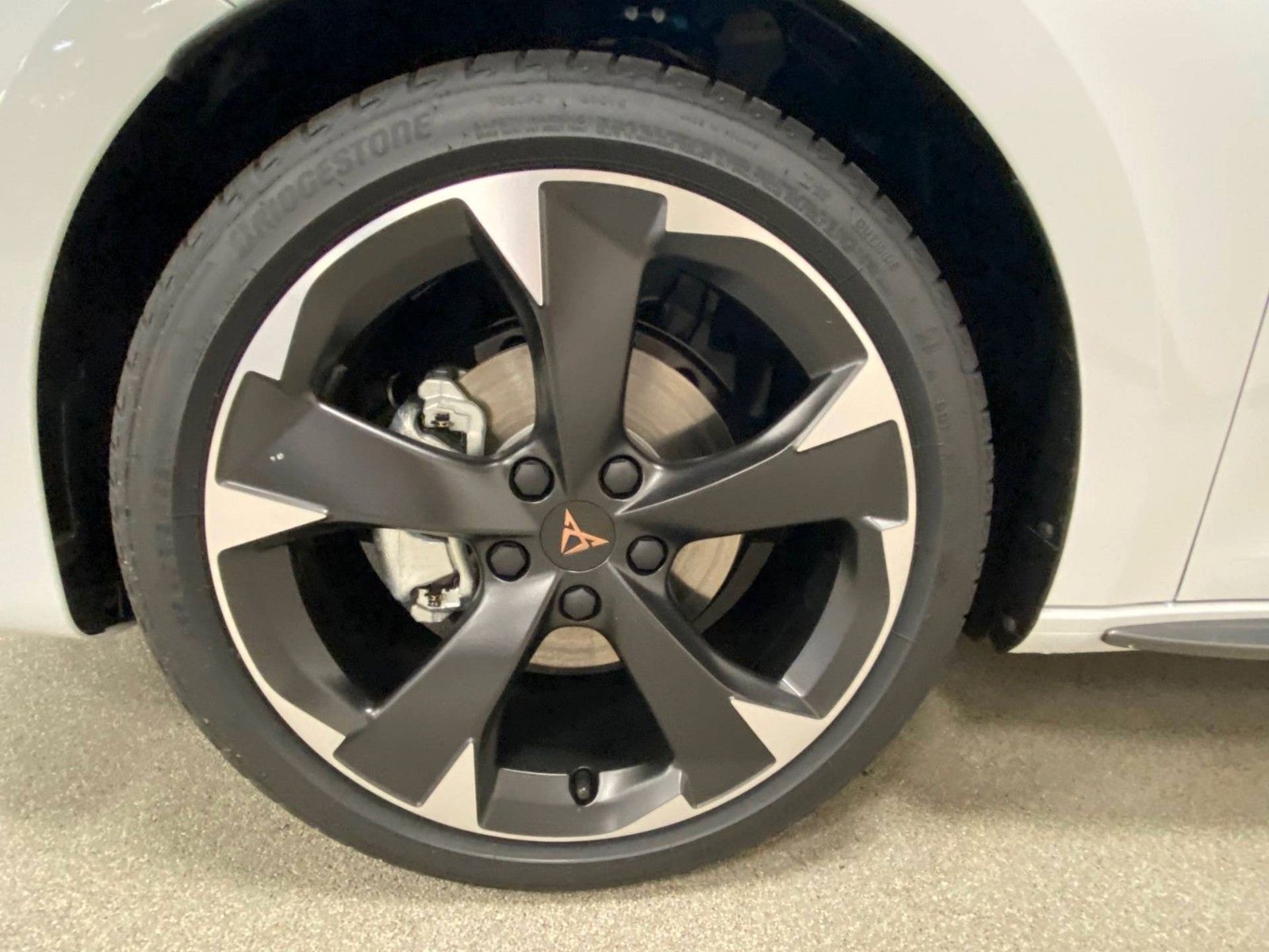 Fahrzeugabbildung CUPRA Leon ST 1.5 eTSI DSG FACELIFT mild HYBRID+AHK+++