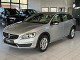 Volvo V60 Cross Country Momentum D3 - Volvo V60 Cross Country Kombi Gebrauchtwagen