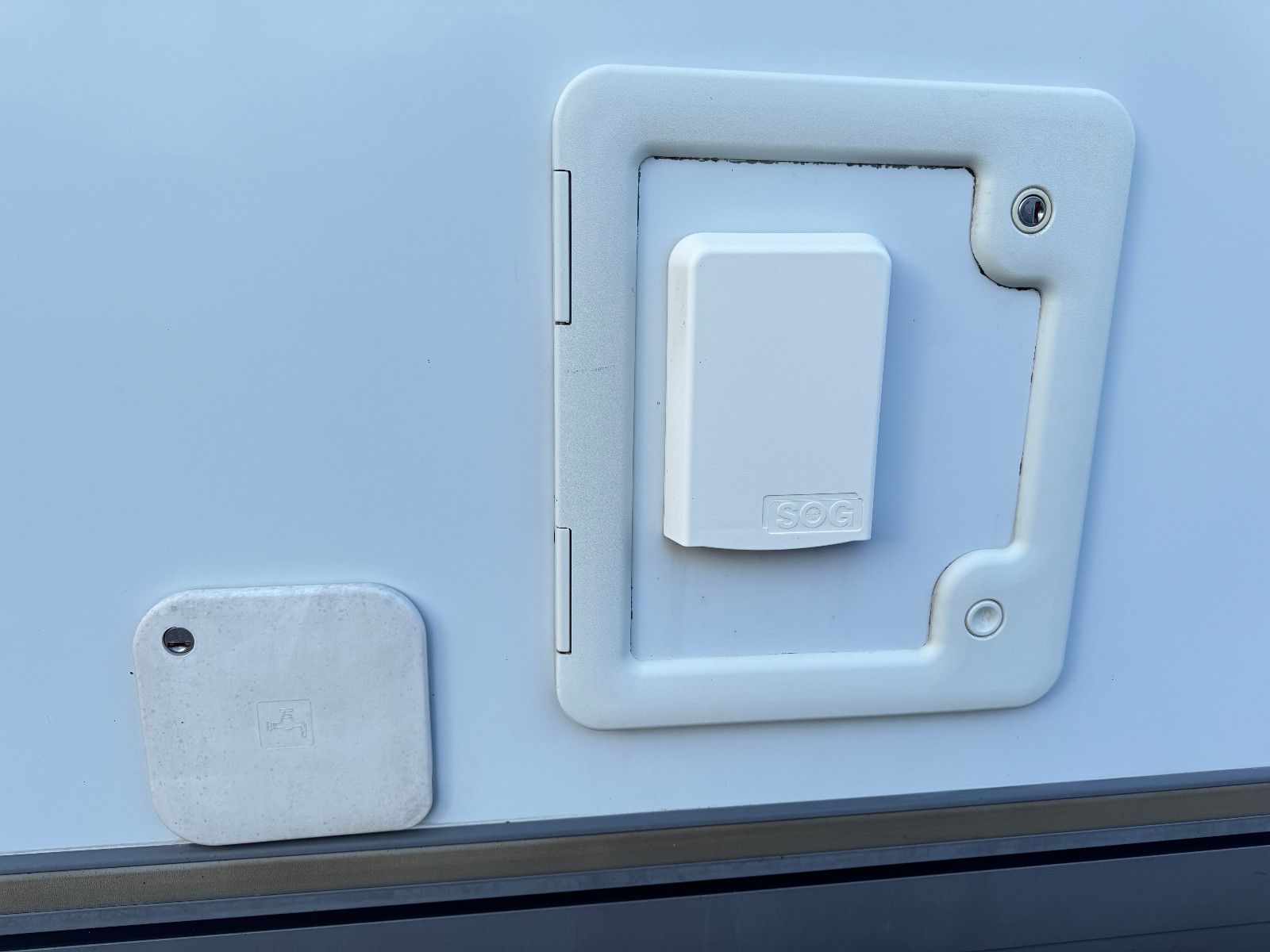 Fahrzeugabbildung HYMER / ERIBA / HYMERCAR B634 FIAT ALKO DPF LOUNGE DACHKLIMA SOLAR AUTSAT
