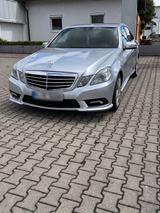 Mercedes-Benz Mercedes E250CDi W212AMG Line 4 MATIC - Mercedes-Benz E 250 in München