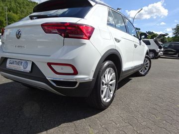 Fotografie 14 des VW T-Roc 1.5 TSI Style*Navi*AHK*SHZ*LED