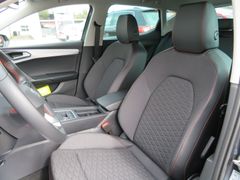 SEAT Leon 1.5 TSI FR Fahrass LED Navi Rfk Sitzhzg ACC SEAT Leon 1.5 TSI FR Fahrass LED Navi Rfk Sitzhzg ACC