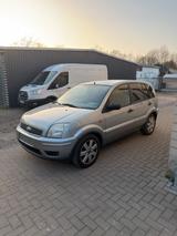 Ford Fusion + 1.6 - Ford Fusion in Köln