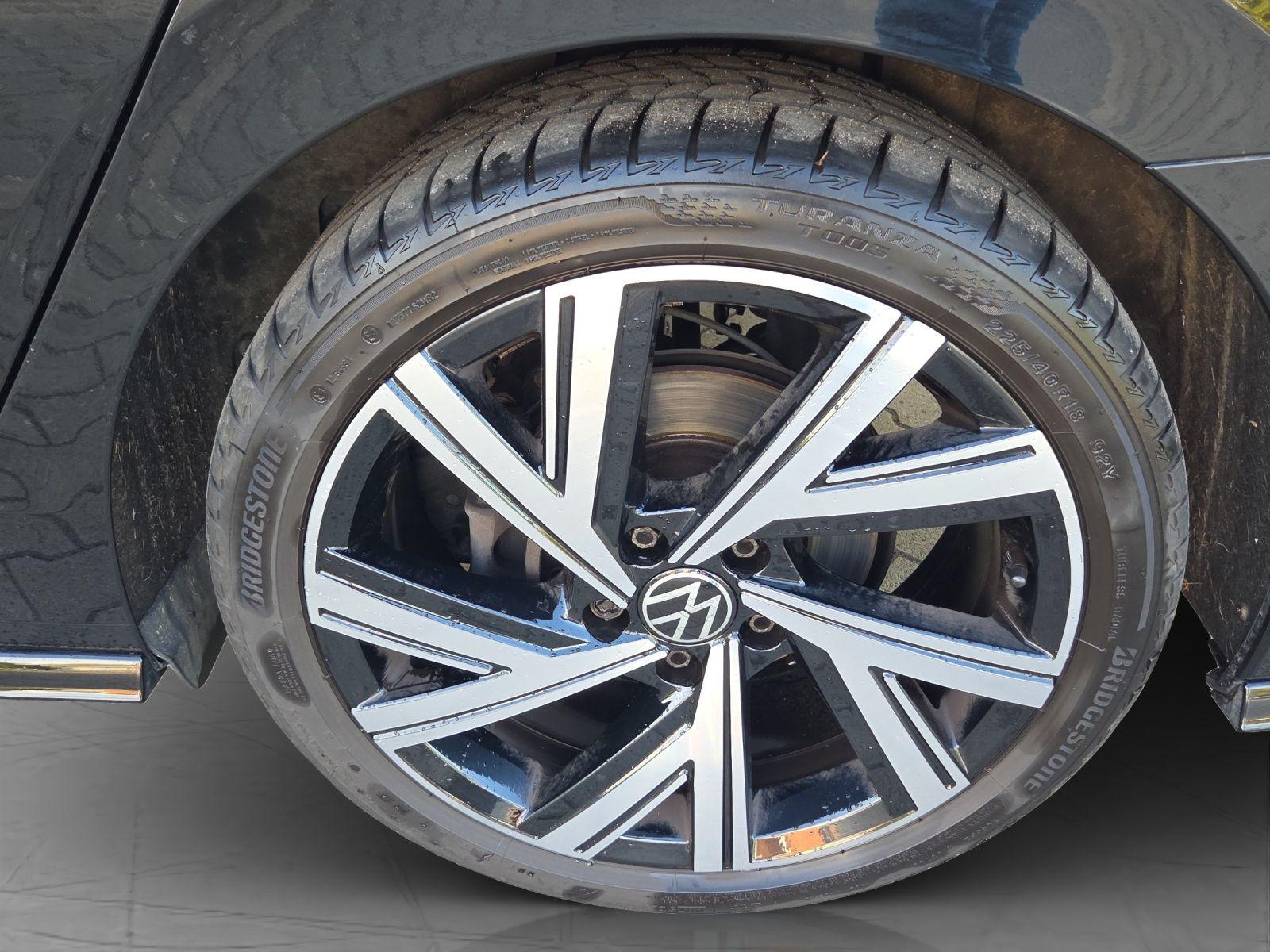 Volkswagen Golf Variant VIII 2.0 TSI R-Line 4Motion Black S, миниатюра 14
