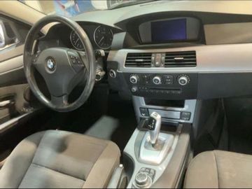 BMW 520 - 7