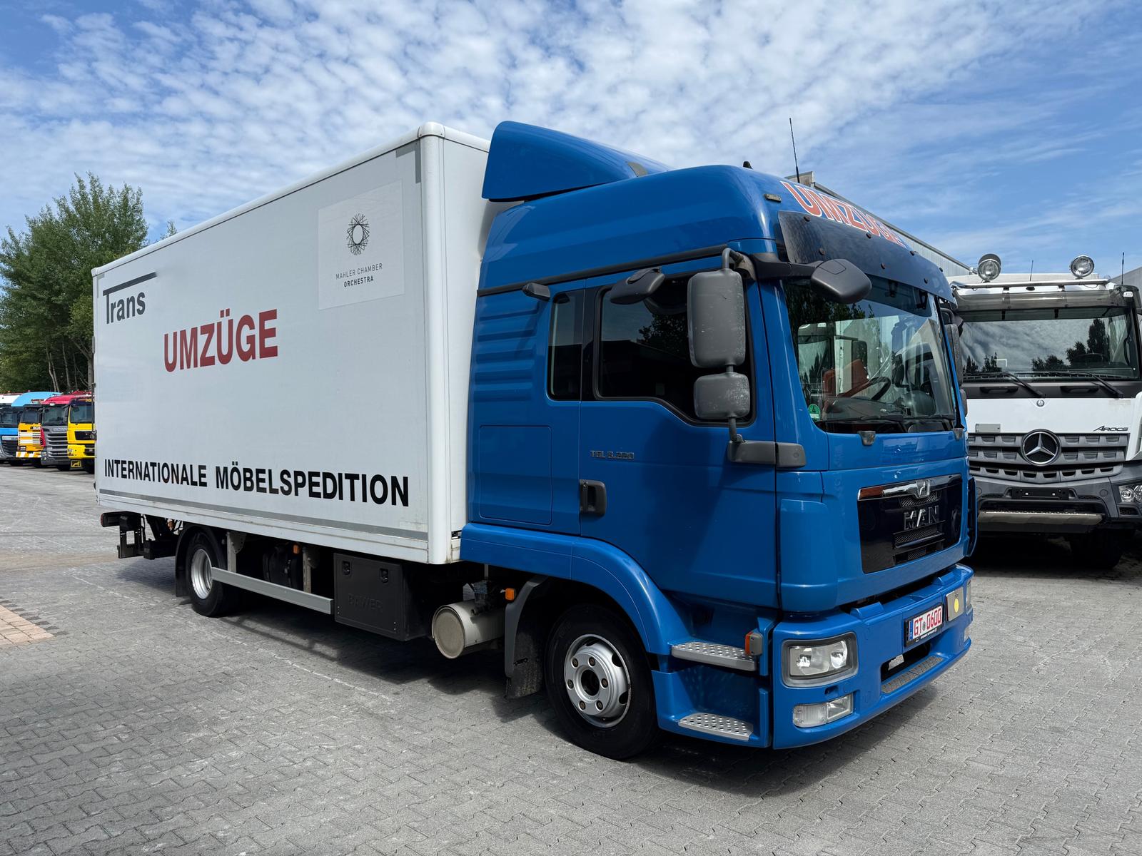 MAN TGL 8.220 / 6 Personen