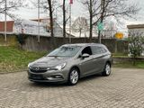 Opel Astra K 1.4 Turbo Sports Tourer Dynamic 1.Hand en DE-06132 Halle/S.  Alemania