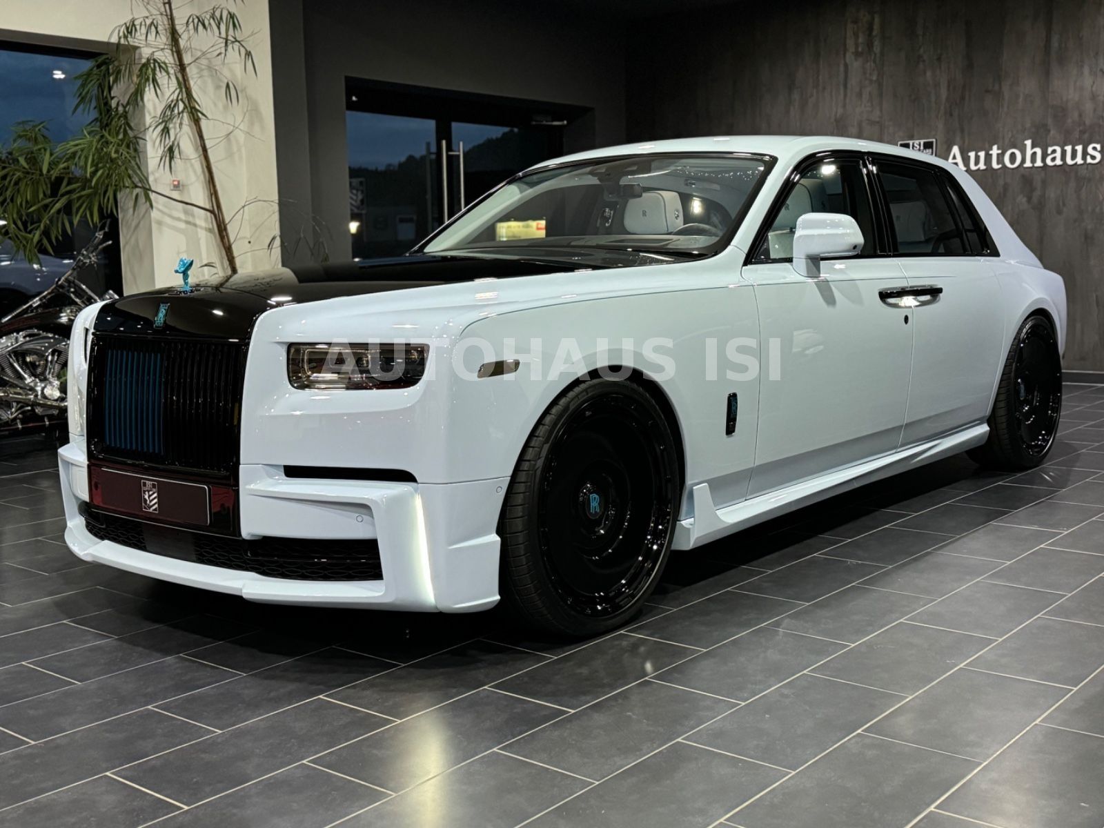 ROLLS ROYCE Phantom