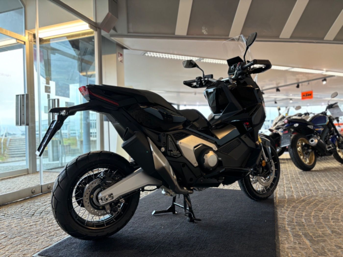 Fahrzeugabbildung Honda ADV 750 - X-ADV 2025