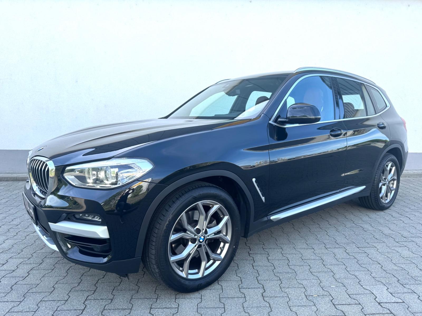 BMW X3 xDrive 20 d xLine (LEDER/LED/CAMERA/LIVE COCK