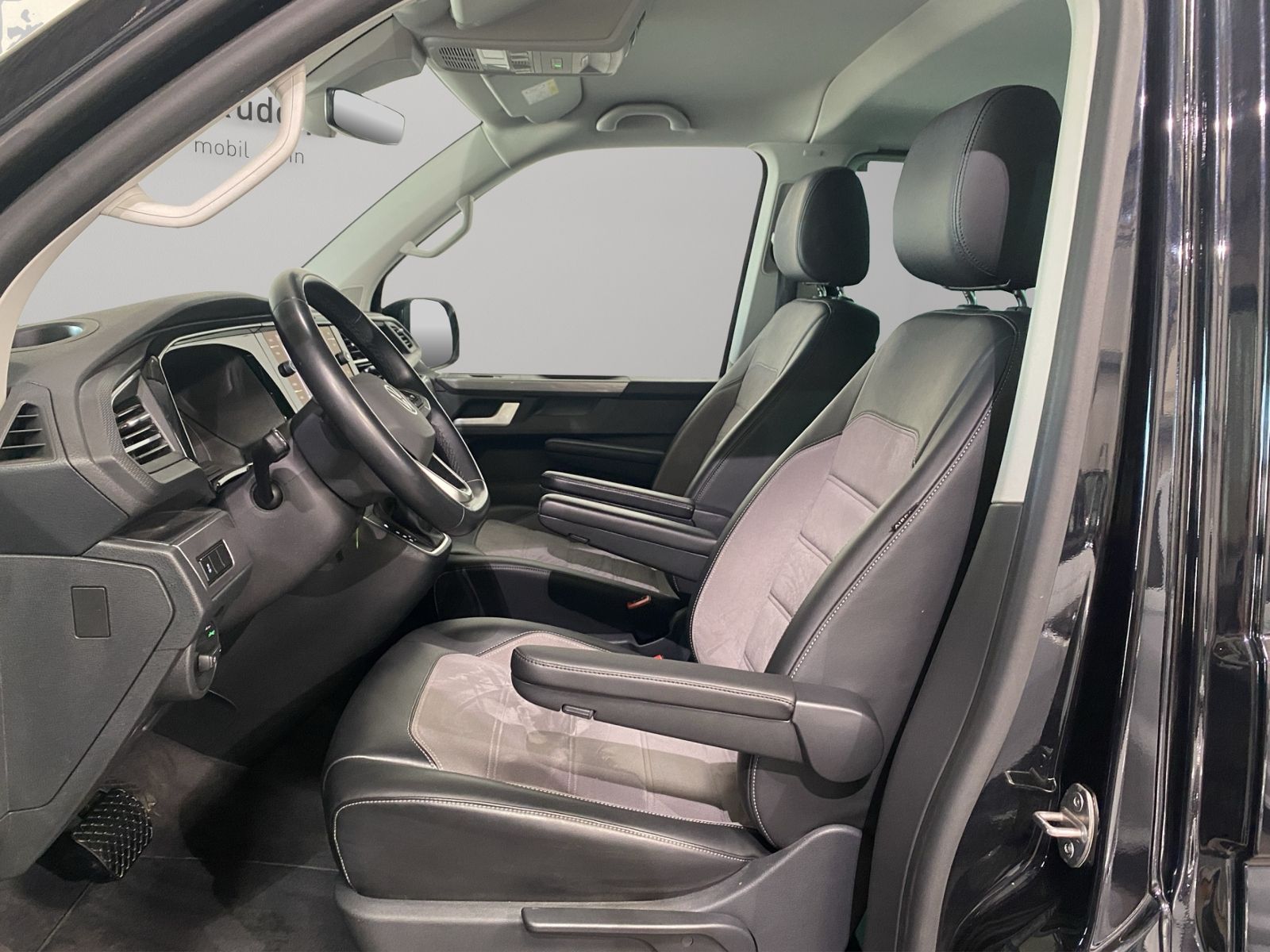 Volkswagen T6.1 Multivan 2.0 TDI DSG Comfortline KR foto 5