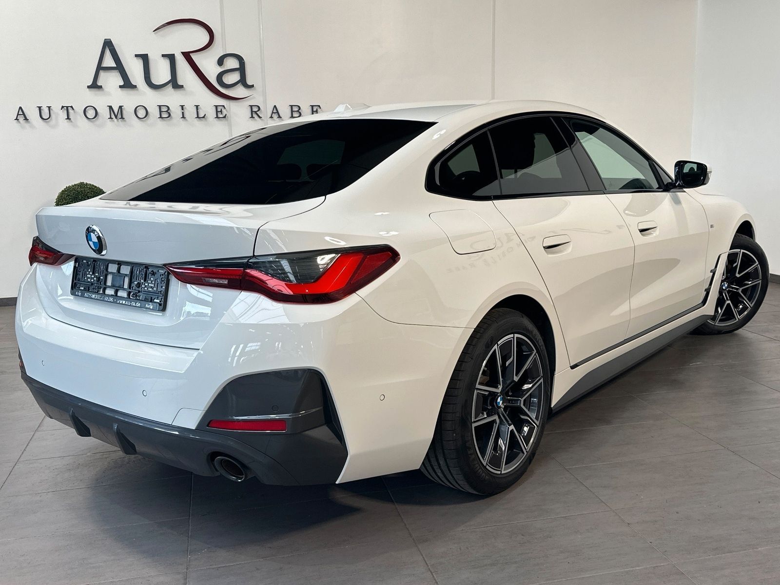 Fahrzeugabbildung BMW 420 Gran Coupé M-Sport NAV+LED+HARMAN&KARDON+ACC