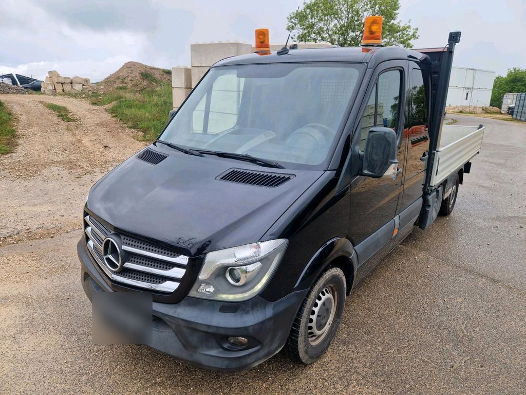 Image of Mercedes-Benz Sprinter