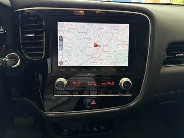Mitsubishi Outlander PHEV Basis Spirit 4WD