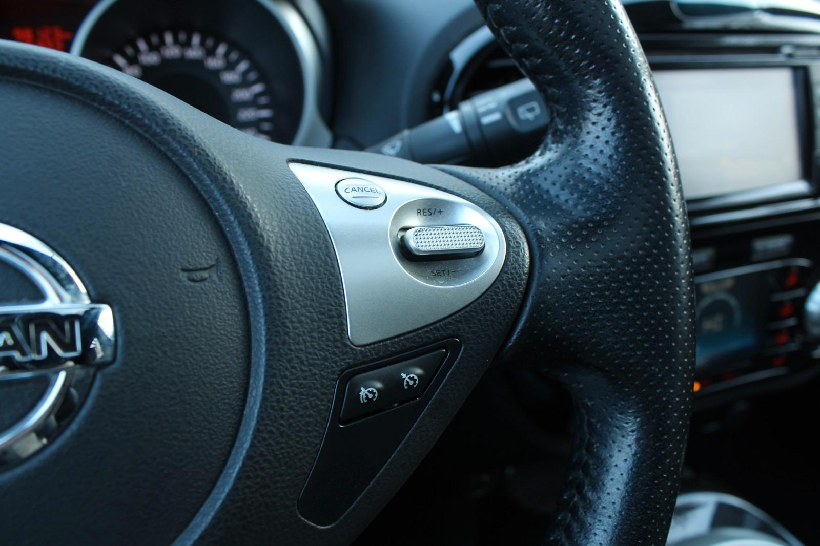 Nissan Juke N-Connecta * Pano * Kamera * Klimaauto *