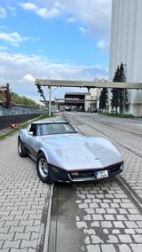 Corvette C3 Cross-Fire / H-Kennzeichen / TÜV neu - Corvette in Duisburg