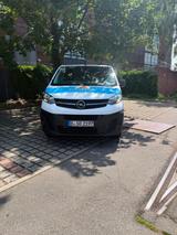 Opel Vivaro - Opel: Firmenfahrzeug