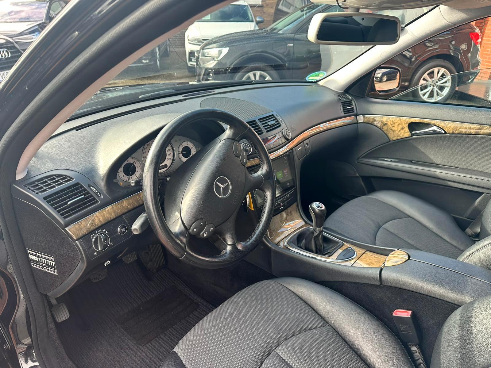 Mercedes-Benz E 220 Limousine CDI AVANTGARDE TMP CAM NAVI