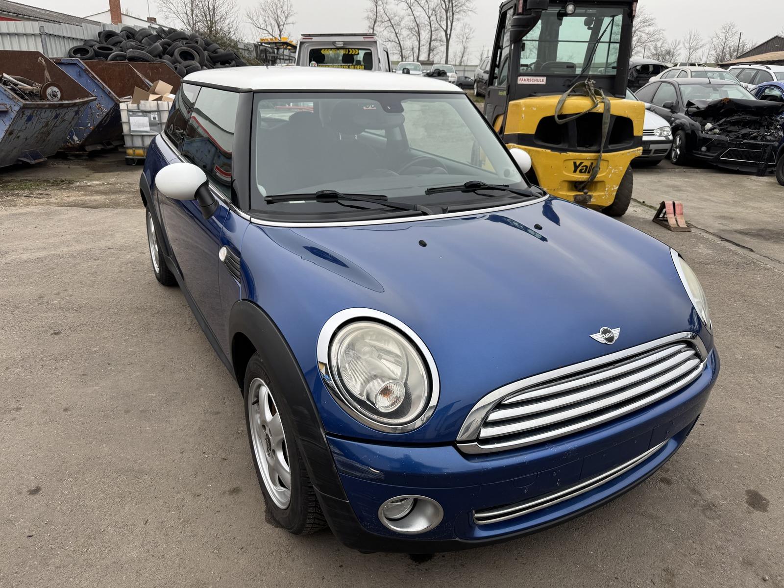 MINI Cooper MINI