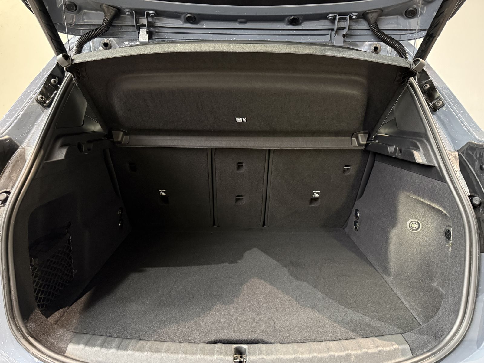 Fahrzeugabbildung BMW 223i M Sportpaket Glasdach Head-Up