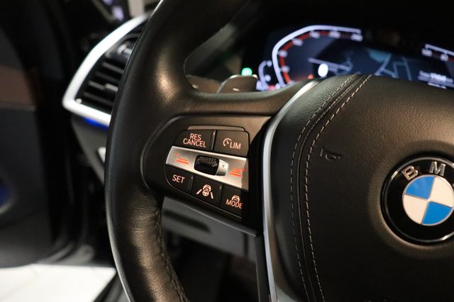Fahrzeugabbildung BMW X5 xDrive 30 d NAVI W-LAN ACC LED LASER 360° HUD