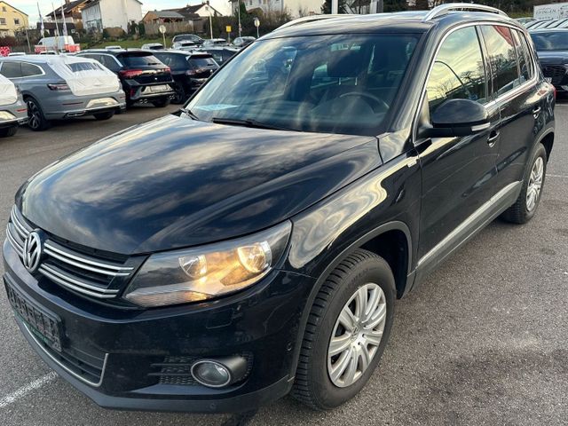 Volkswagen Tiguan 2,0TSI DSG 4Motion Life Panorama AHK Navi