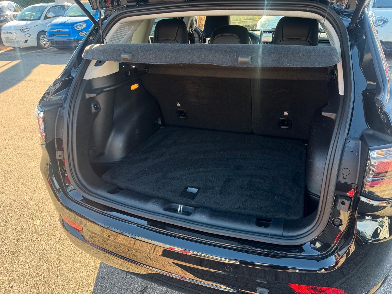 Fahrzeugabbildung Jeep Compass 1.5l S LEDER NAVI KAMERA CARPLAY ACC AUT