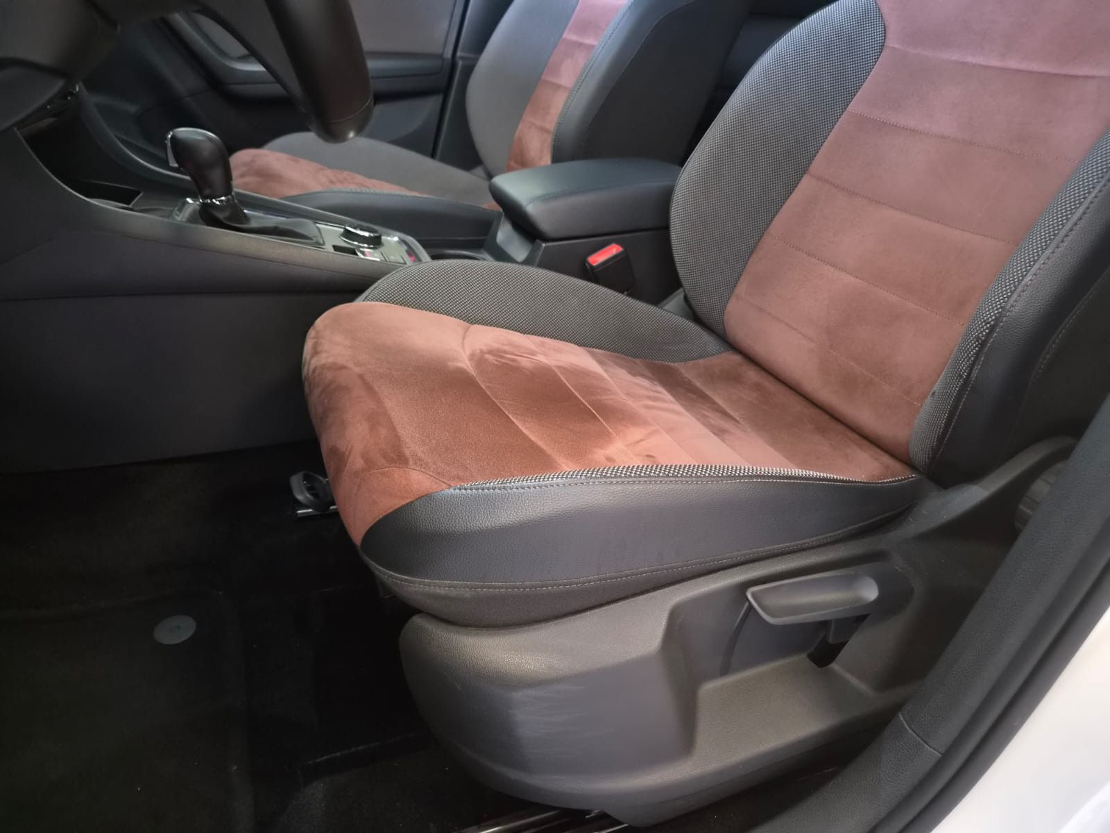 Fahrzeugabbildung SEAT Ateca Xcellence / KAMERA / MWST Ausweißbar