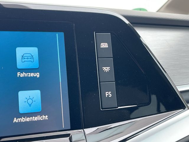 T7 Multivan Taxi 2.0 TDI DSG lang Kamera/ACC/Nav