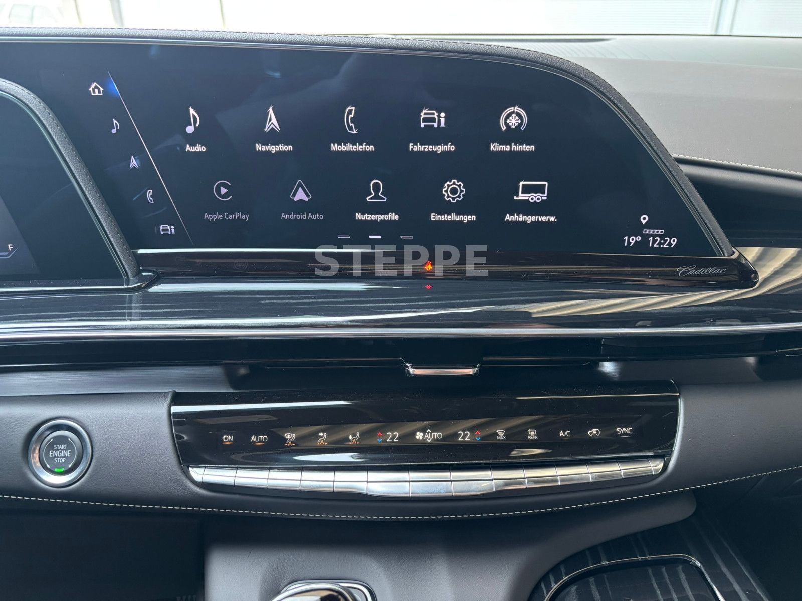 Cadillac Escalade V-Series 6.2 V8 Supercharged AWD