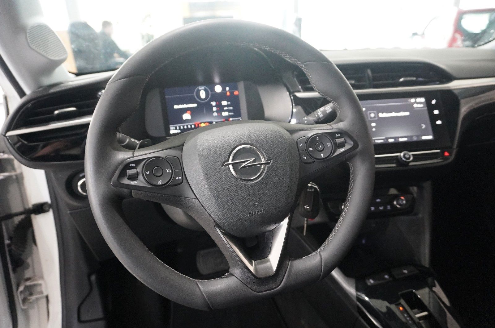 Fahrzeugabbildung Opel Corsa F 1.2T ELEGANCE NAVI/LED/KAMERA/SPORT/DAB+