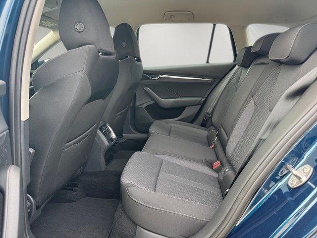Fahrzeugabbildung SKODA Octavia Combi 1.0e-TEC DSG Style LED+ACC+NAVI+++