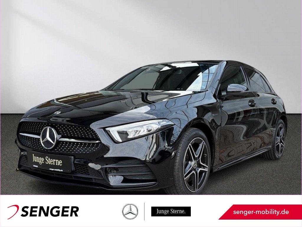 Mercedes-Benz A 250 e AMG Night Panorama Business Ambiente LED