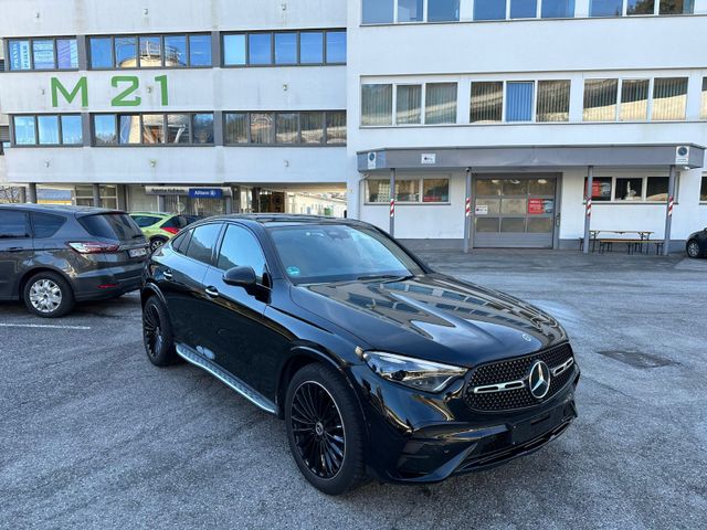 Mercedes-Benz GLC 300 de 4MATIC Coupe AMG LINE/Burmester/Pano