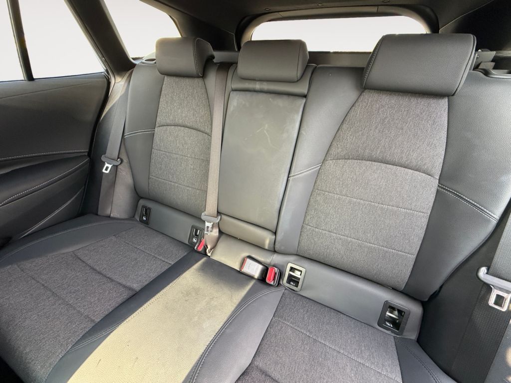 Fahrzeugabbildung Toyota Corolla 1.8 Hybrid Touring Sports Teamplayer