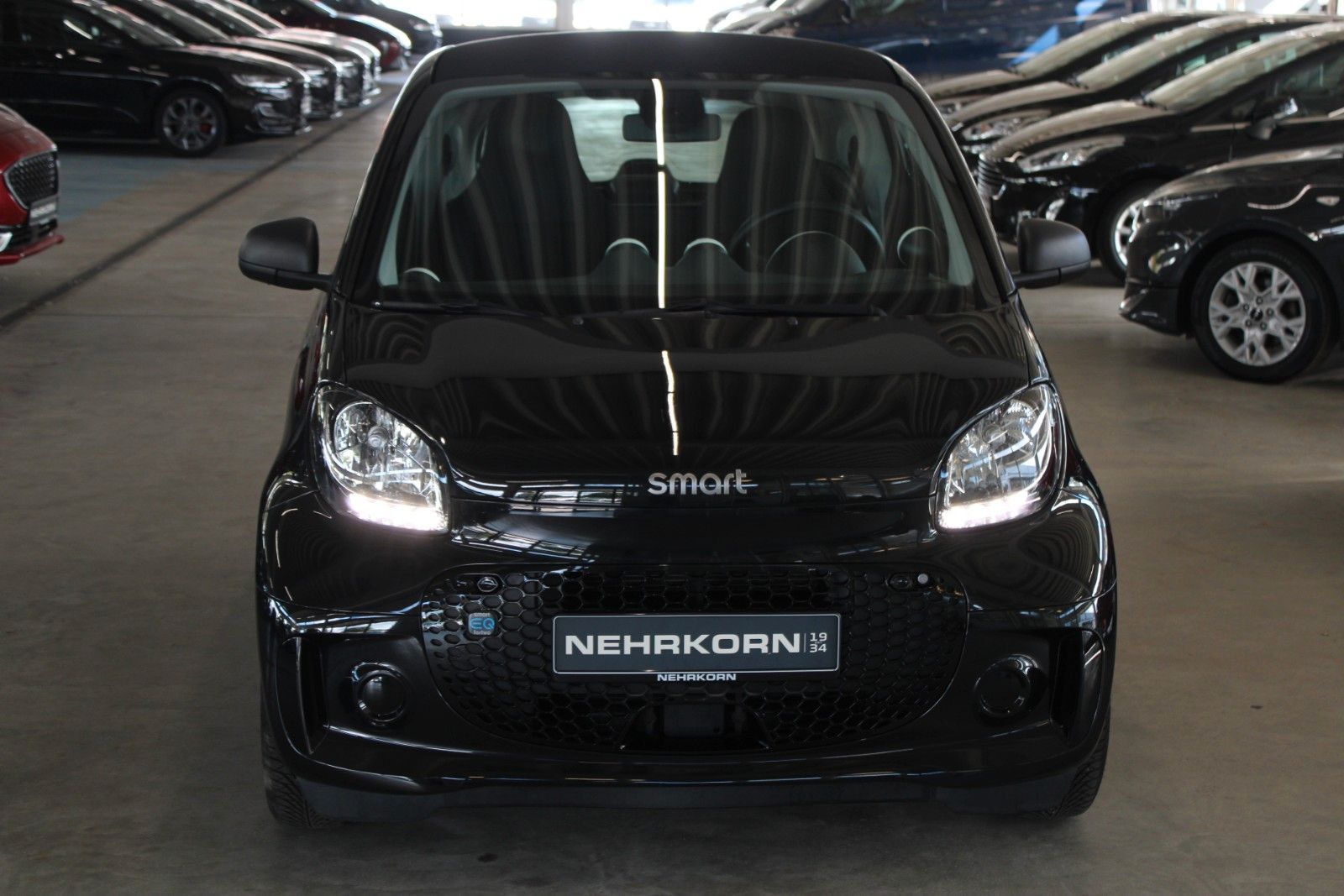 Fahrzeugabbildung Smart ForTwo coupé 60kW EQ Batterie KLIMA Allwetter
