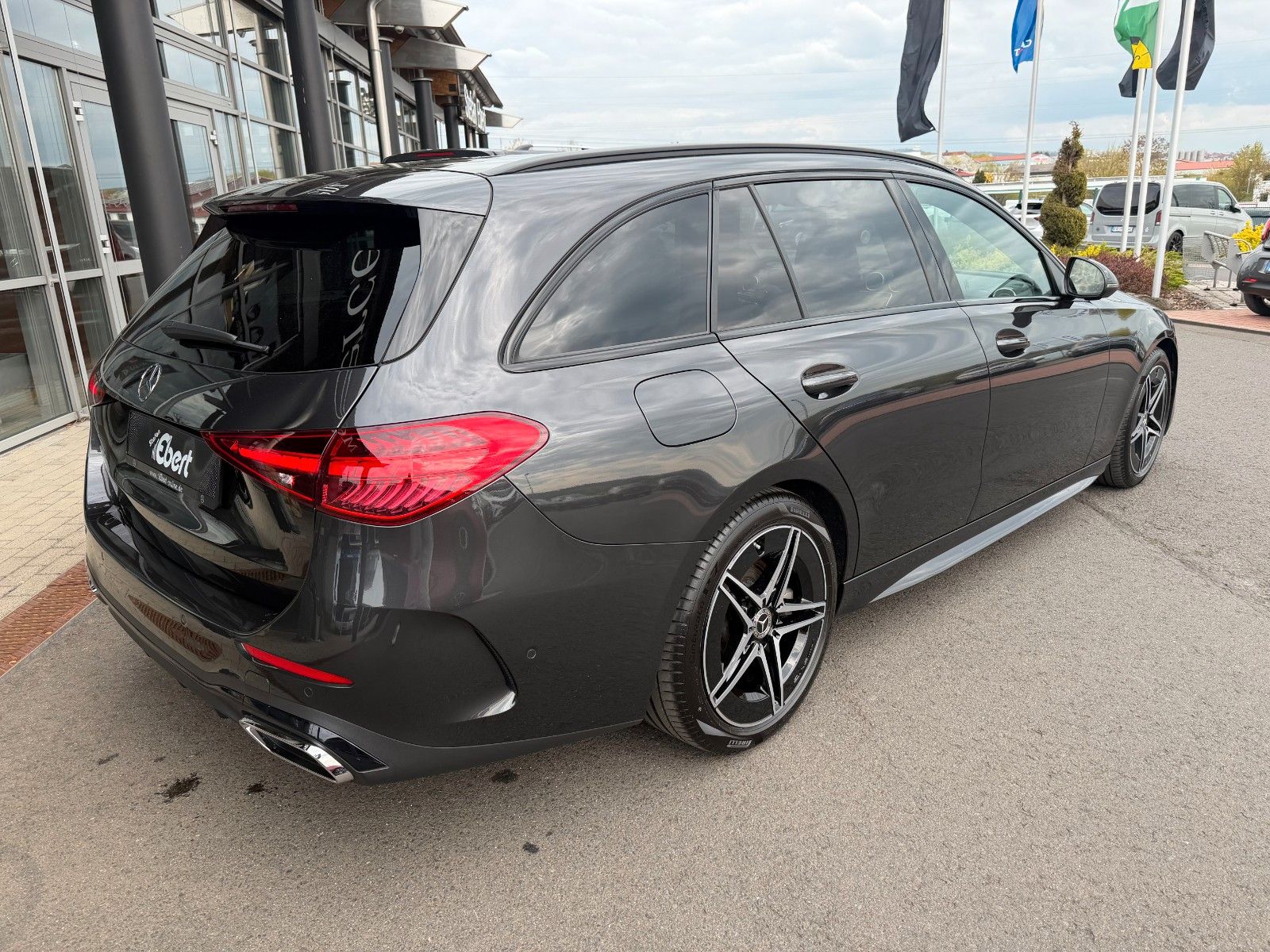 Fahrzeugabbildung Mercedes-Benz C 220 T d 4M AMG Night+AHK+Ambiente+TOTW+Winterp