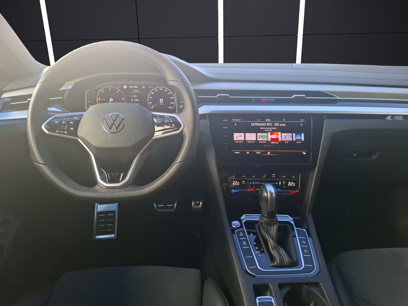 Fahrzeugabbildung Volkswagen Arteon SB TDI R-Line DSG 4M LED AHK Navi AID ACC