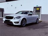 Mercedes-Benz C 250 voll Scheckheftgepflegt bei Mercedes - Mercedes-Benz C 250: Merc