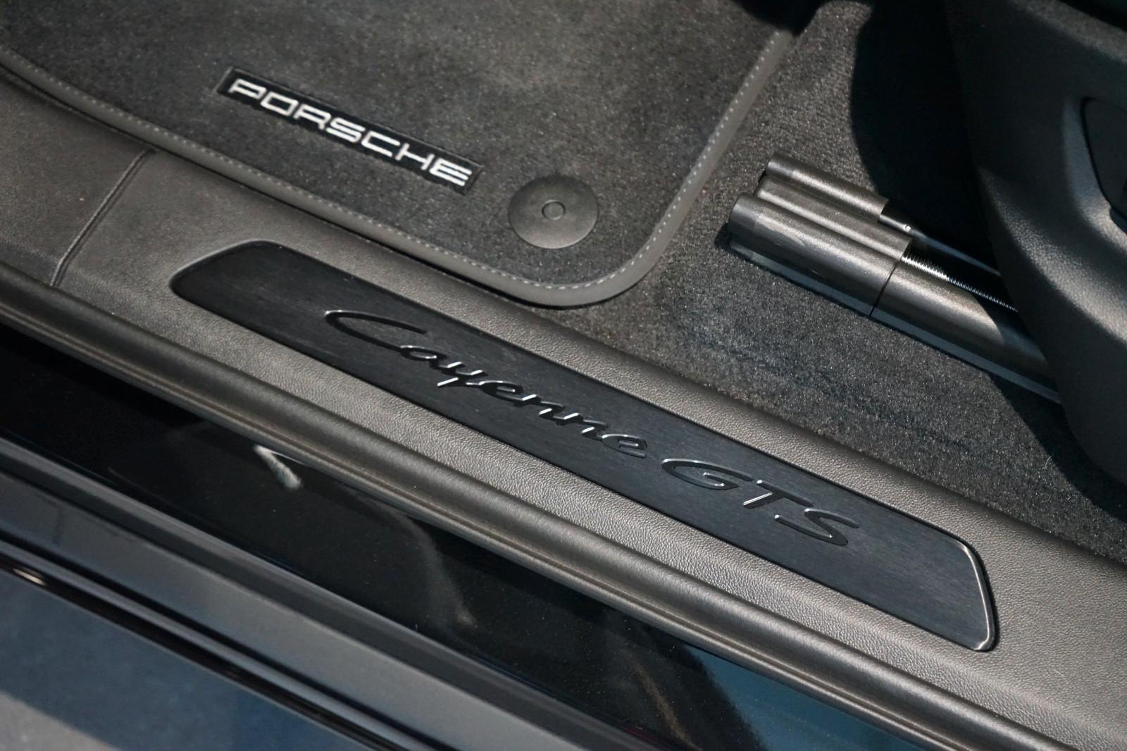 Porsche Cayenne GTS | Pano | SportDesign | Carbon | 22"