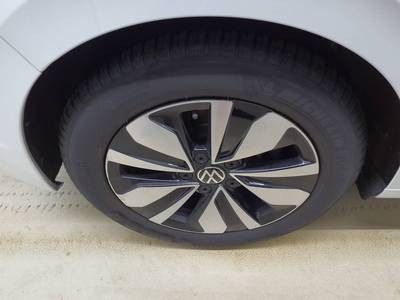 Volkswagen Golf - Bild 9