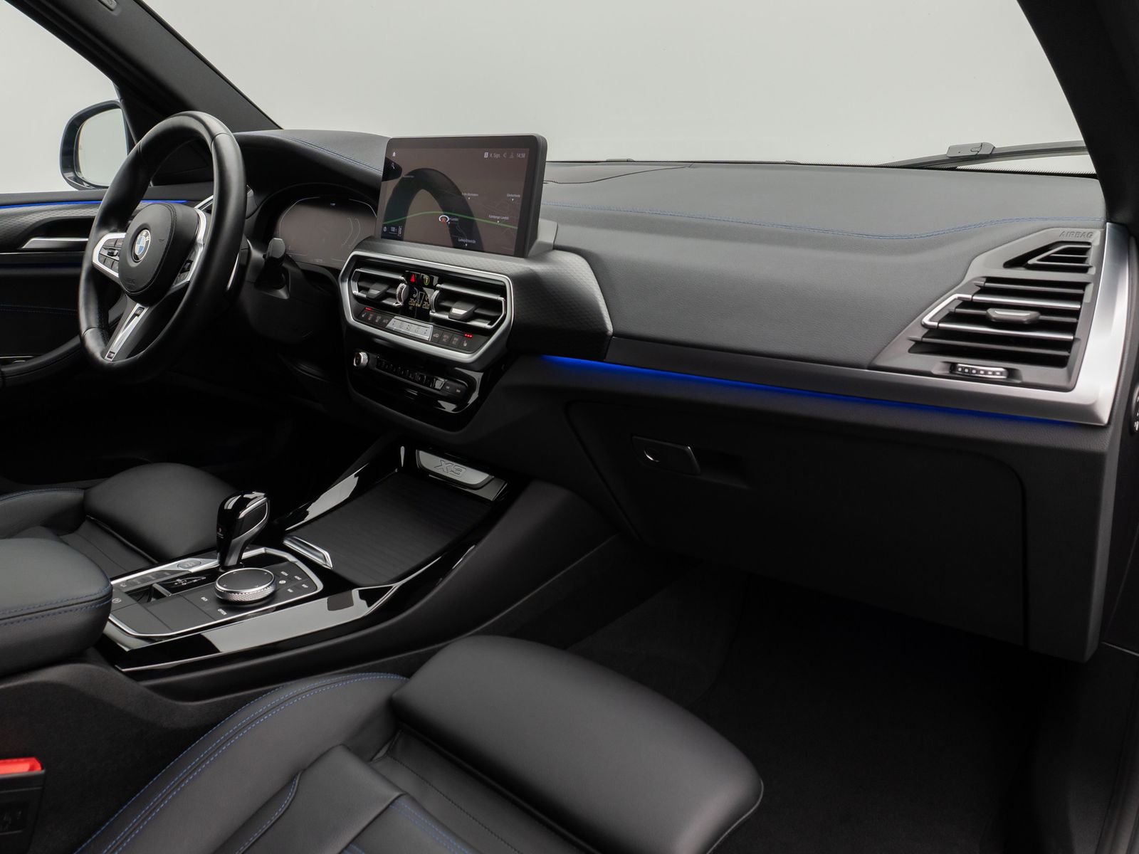Fahrzeugabbildung BMW X3 xD30d M Sport Kamera Laser DAB HiFi AHK 20"
