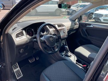 Volkswagen Tiguan - 12