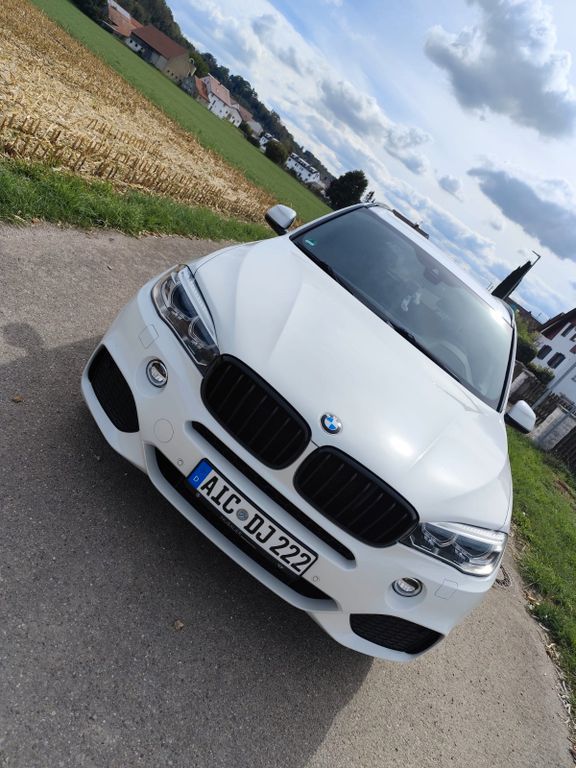 Image of BMW X5
