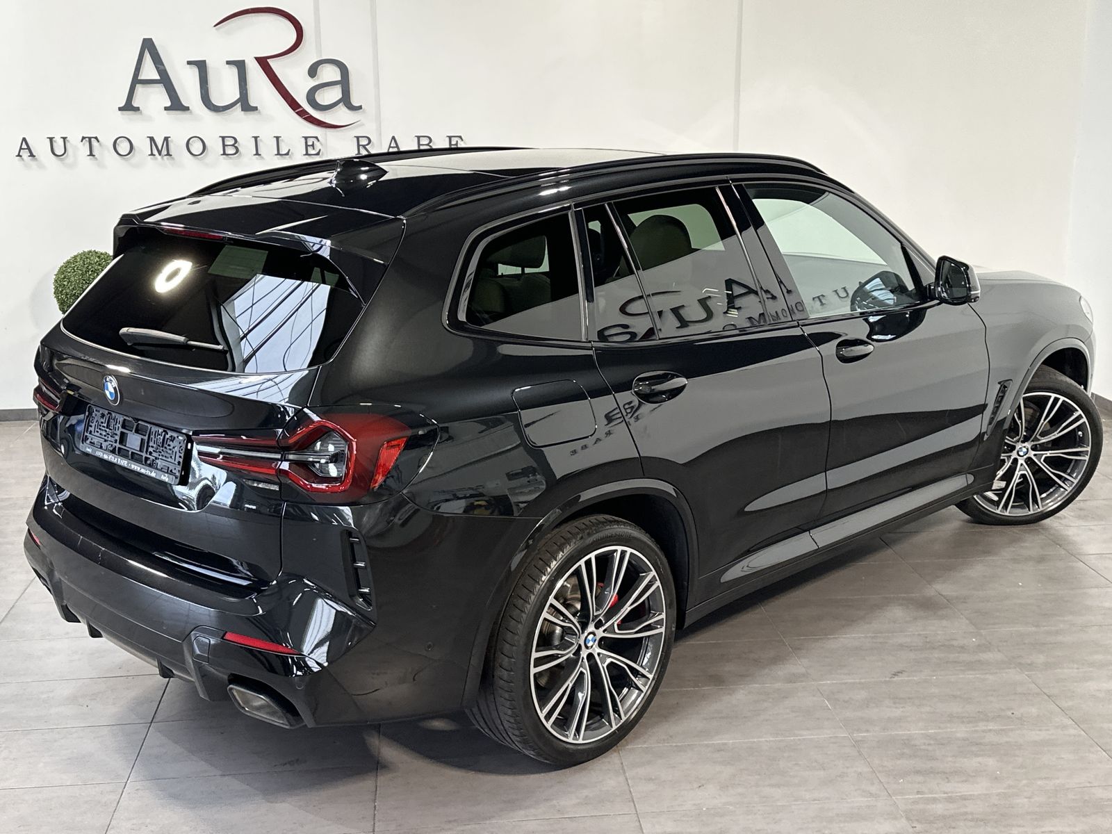 Fahrzeugabbildung BMW X3 xDrive30d M-Sport NAV+LASER+HEADUP+PANO+360°