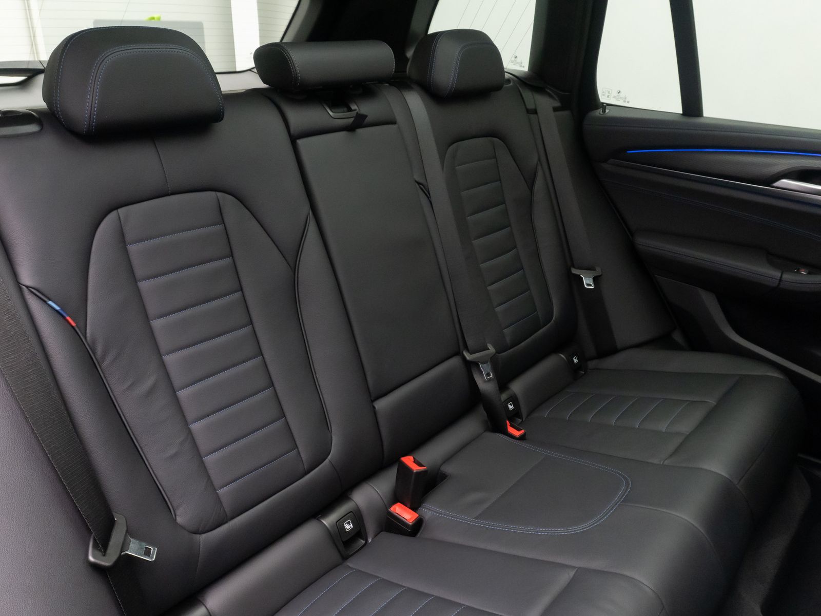 Fahrzeugabbildung BMW X3 M40d 360° H/K DAB Panorama Komfort 20Zoll