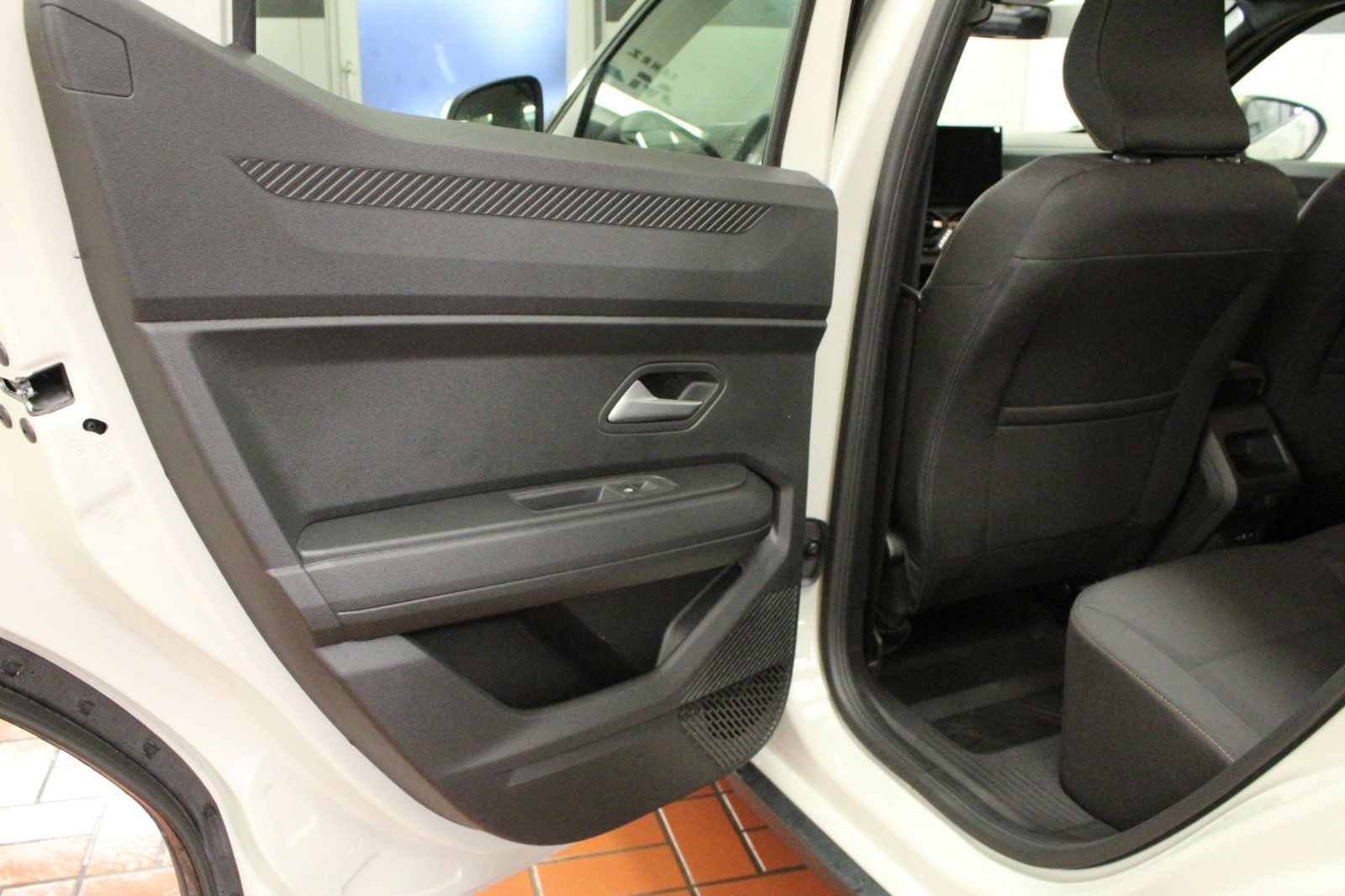 Fahrzeugabbildung Dacia Duster mild hybrid 140 Extreme *Winterp.*MY 26