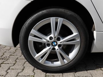 BMW 218 Active Tourer - 8
