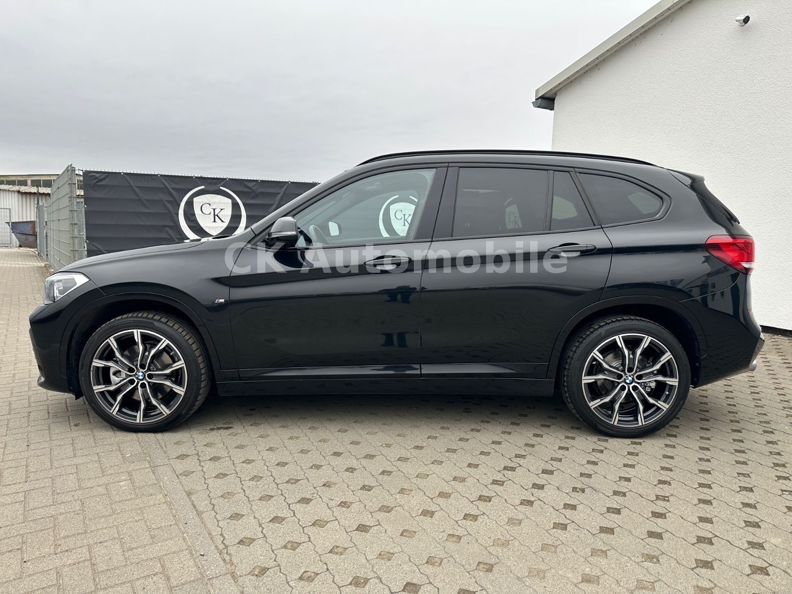 Fahrzeugabbildung BMW X1 xDrive 20 d M Sport/Pano/Navi/Kamera/LED/AHK