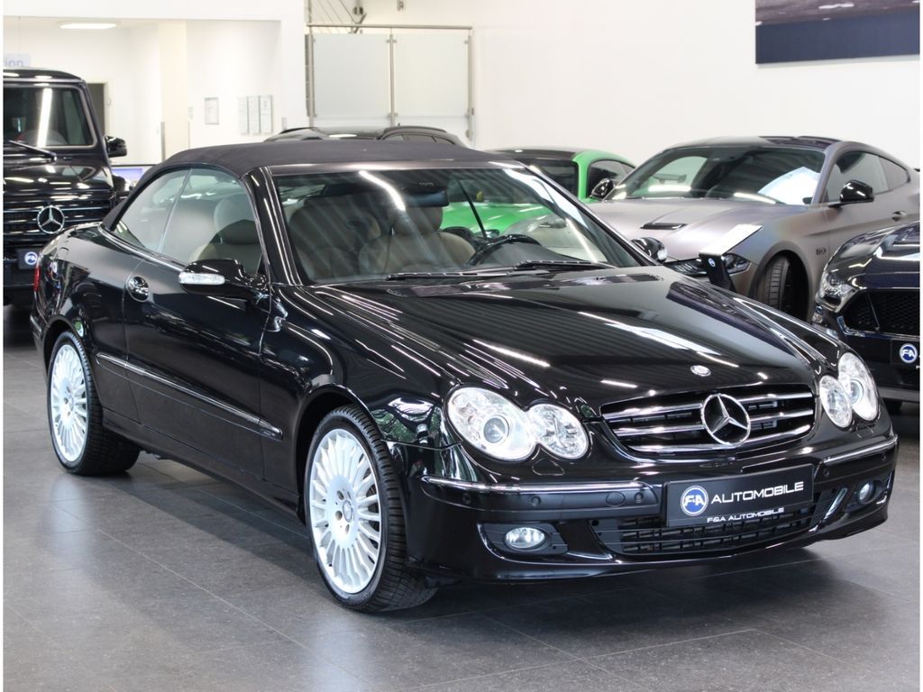 Fahrzeugabbildung Mercedes-Benz CLK 200 K Cabrio Navi*Massagesitz*Sportpaket